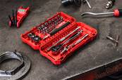 MILWAUKEE COFFRET 38PCS CLÉS ET DOUILLE À CLIQUET 1/4 COMPATIBLE PACKOUT 4932498381