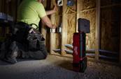 MILWAUKEE M12 POAL-0 PROJECTEUR DE CHANTIER PACKOUT 12V SANS BATTERIE 1200 LUMENS 4933480473