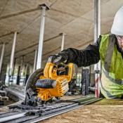 SCIE CIRCULAIRE XR FLEXVOLT 54V 2AH LI BL 190MM COMPAT RAIL DEWALT