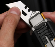 TOUGHBUILT CUTTER GRATTOIR 2 EN 1 5 LAMES TB-H4S5-01-BEA 